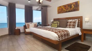 4 bedrooms, in-room safe, desk, iron/ironing board