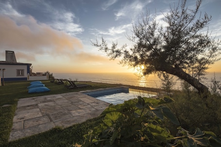 Jardín. Chalet O Amorzinho