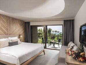 Ropa de cama de alta calidad y minibar con artículos gratuitos