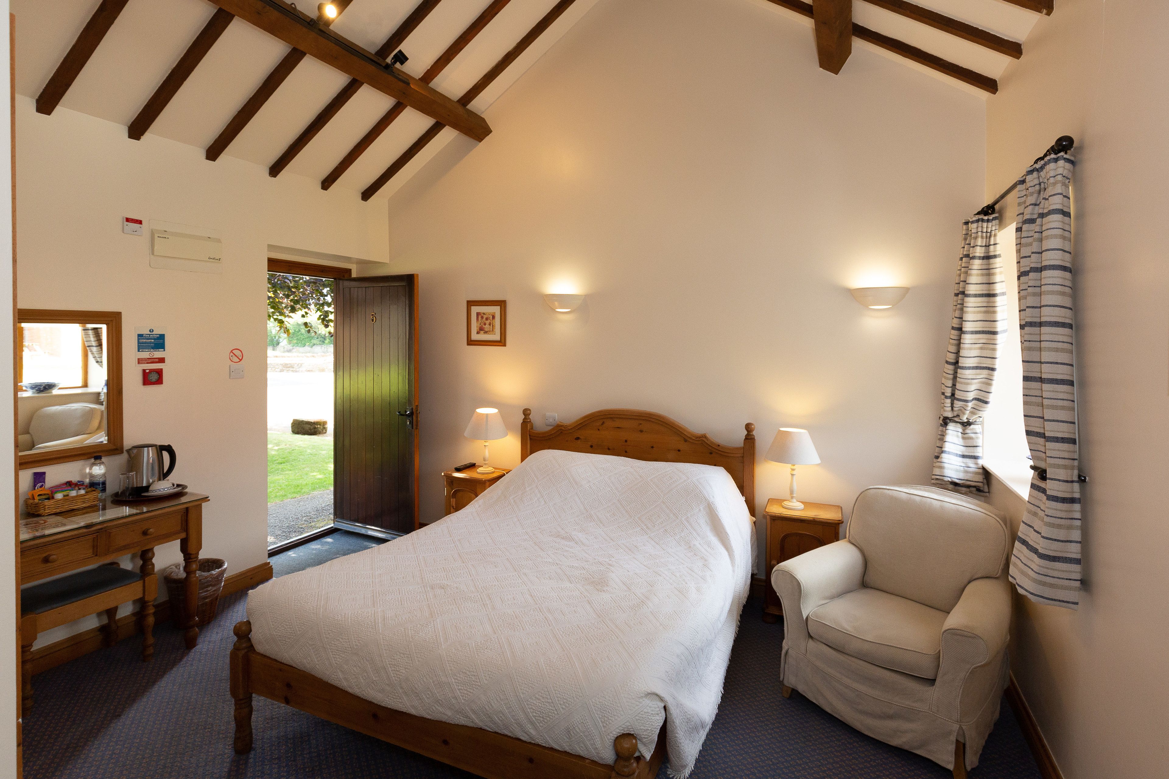 Standard-Doppelzimmer | Schreibtisch, schallisolierte Zimmer, Bügeleisen/Bügelbrett