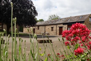 Exterior - Church Farm Lodge (Northampton)