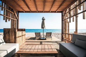 Private beach, sun loungers, beach umbrellas, beach towels - Paloma Finesse All Inclusive (Manavgat)