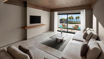 Ropa de cama de alta calidad y minibar con artículos gratuitos
