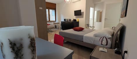 Quadruple Room Multiple Beds, Private Bathroom