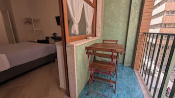 Basic Double or Twin Room, Private Bathroom | Terrace/patio