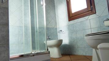 ์ค์ ์์ค, ๋ ์ธํด ์ค์๊ธฐ, ํค์ด๋๋ผ์ด์ด, ๋น๋ฐ