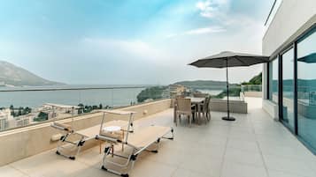 Panoramic Apartment, 3 Bedroom - Becici, 18 jul bb | Terrace/patio