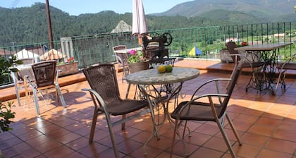 Casas Rurales A Chairiña Y A Revolta