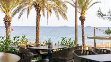 Beach bar