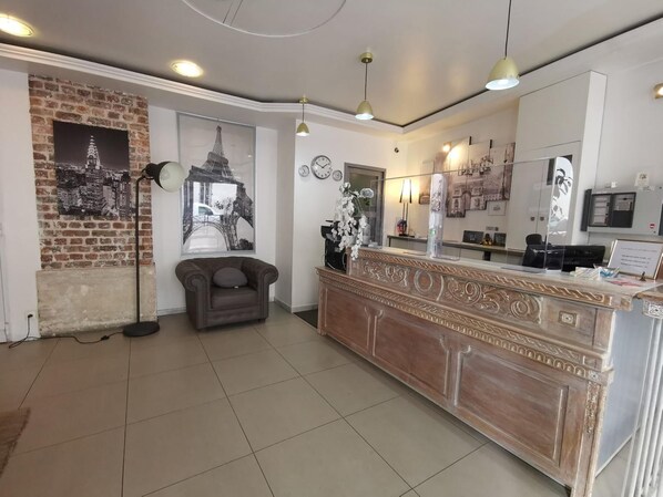 Lobby - Hôtel Le Saint-Hubert - Gare de Lyon Bastille (Paris)