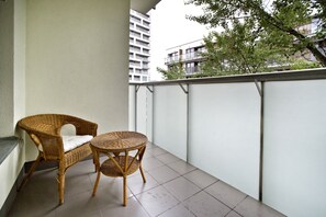 Standard Apartment | Balcony - P&O Apartments Gieldowa (Warsaw)
