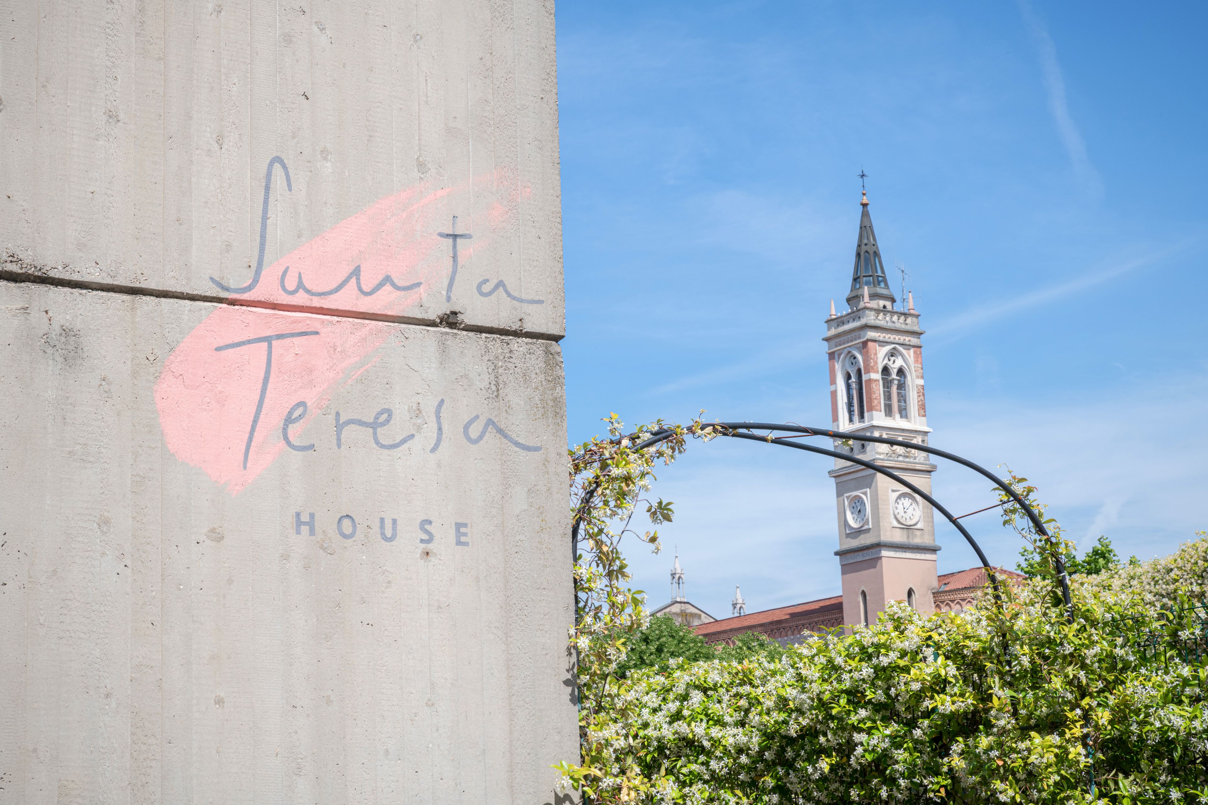 Photo - Santa Teresa House