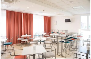 Daily buffet breakfast for a fee - Santa Teresa House (Verona)