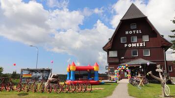 AuĂenbereich fĂŒr Bankette