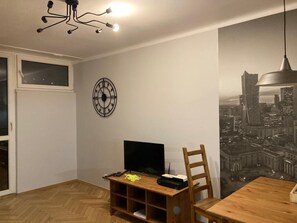 Flat-screen TV - P&O Apartments Krochmalna (Warsaw)
