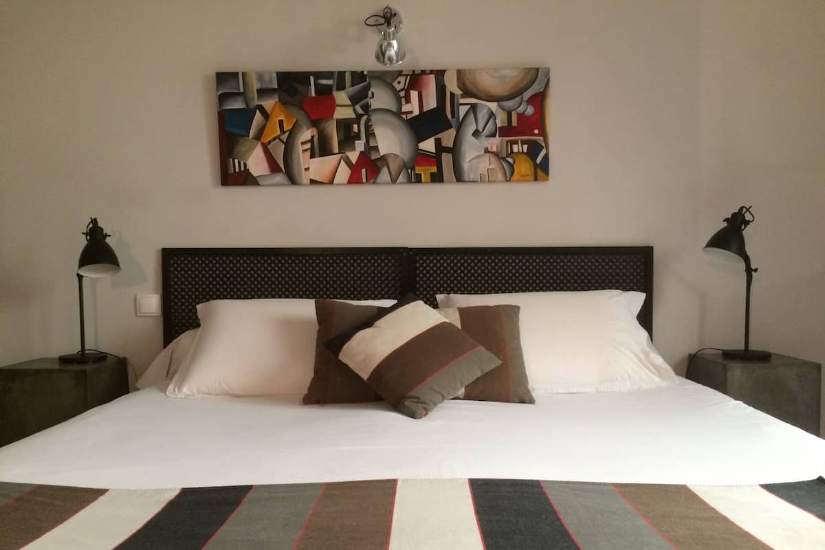Habitación doble, terraza (Montesquieu) | Decoración individual, mobiliario individual, cortinas opacas