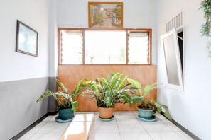 Reception - Hotel Bintang Malang (Malang)