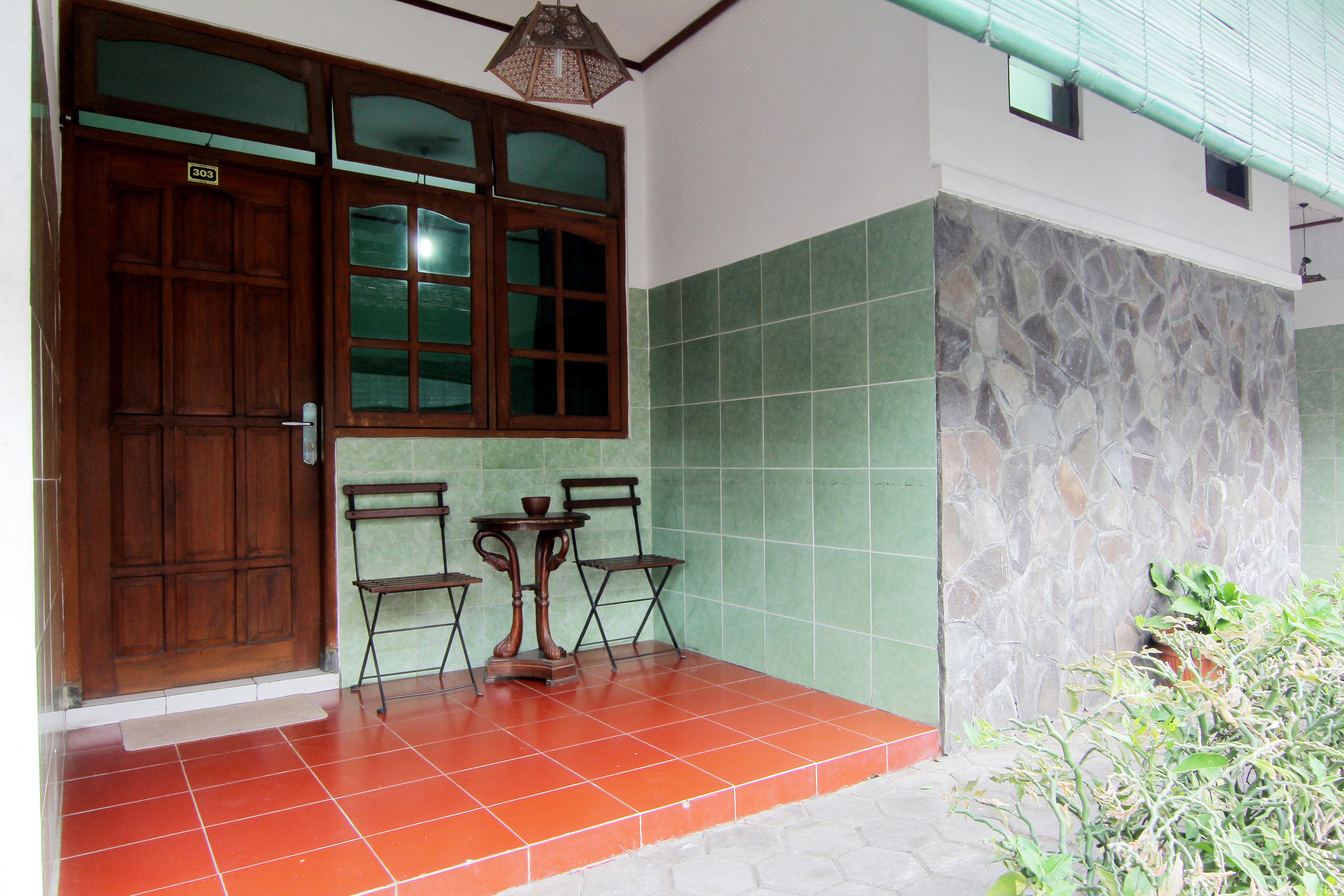 Basic Room | Terrace/patio
