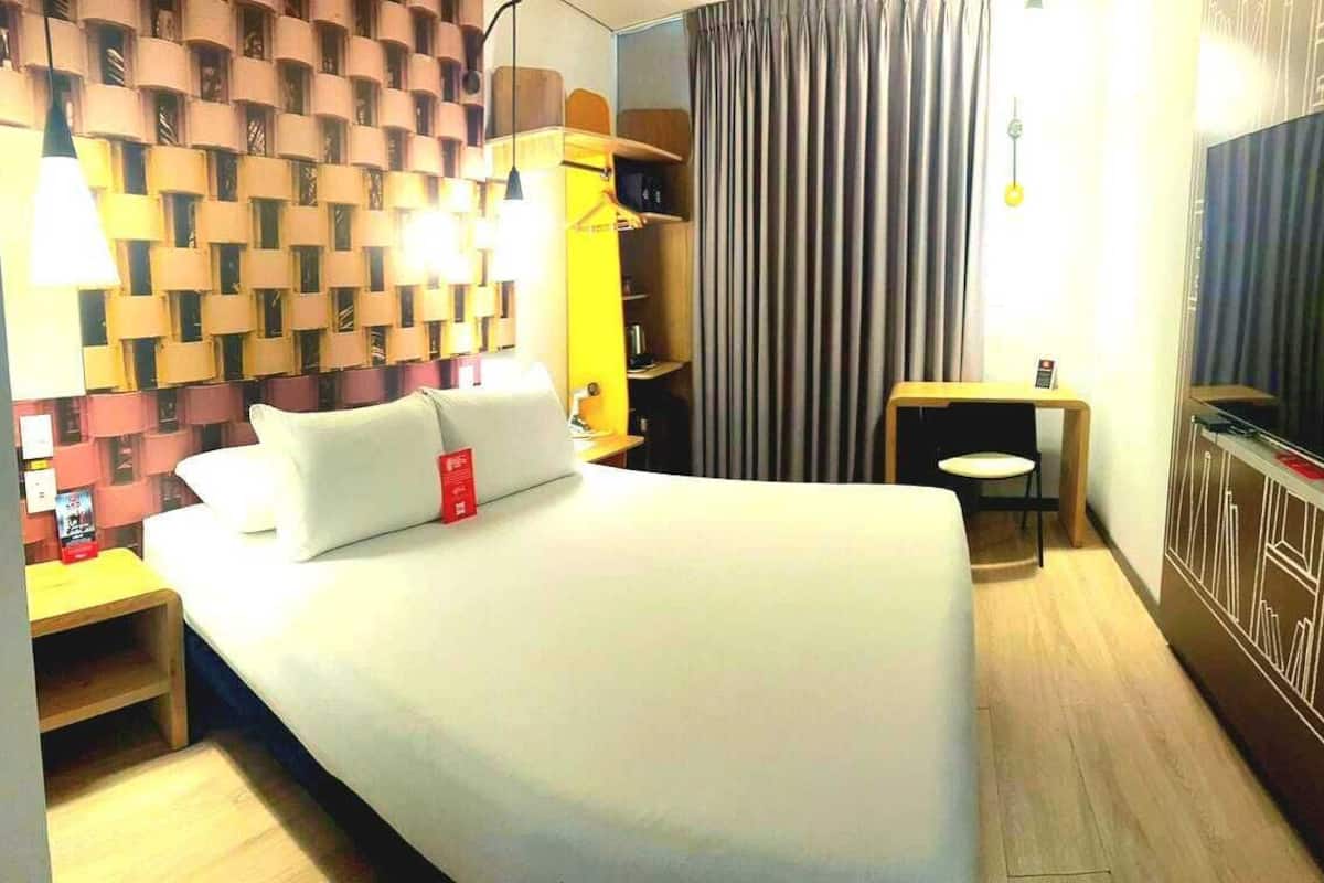 Habitación ejecutiva, 1 cama matrimonial | Ropa de cama de alta calidad y edredón