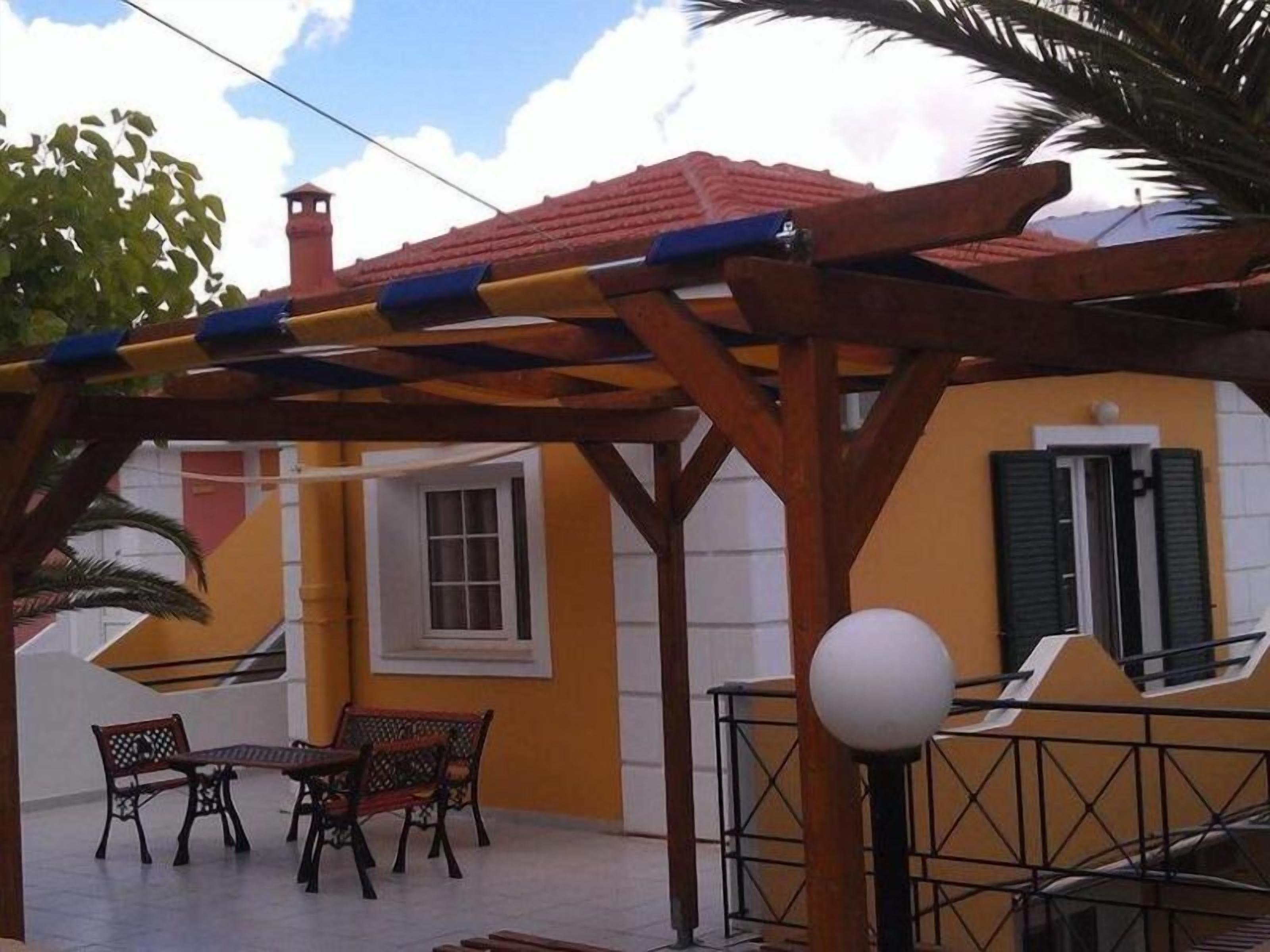 Photo - Studios Rania - Rania Studios & Apartments