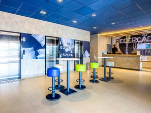 Bar (on property) - ibis budget Uberlandia (Uberlandia)