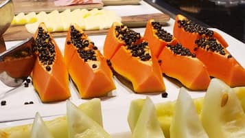 每日供應吃到飽早餐 (每人 BRL40)