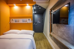 Decoración personalizada, insonorización, wifi gratis y ropa de cama