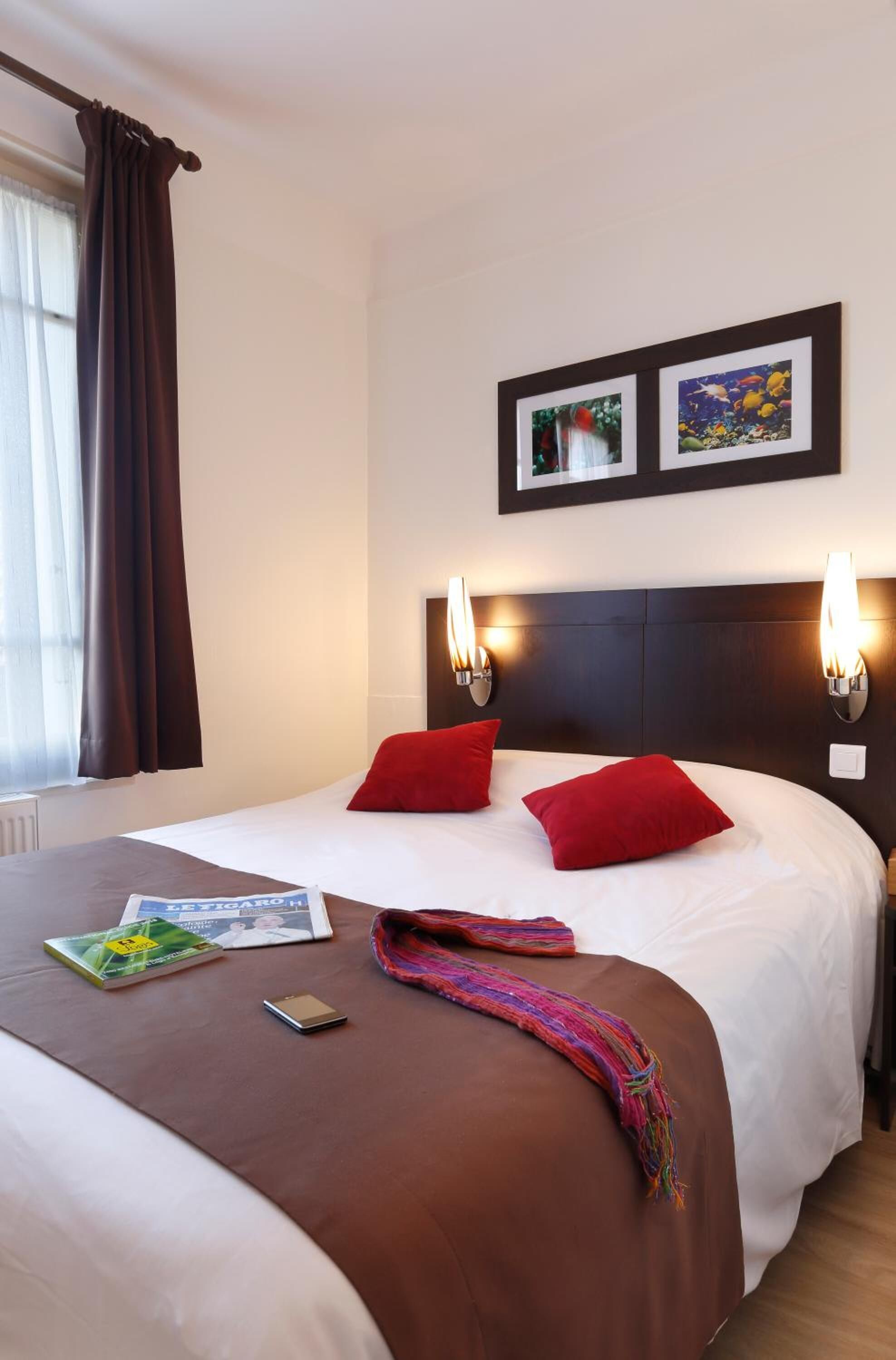 premium bedding, minibar, desk, blackout curtains