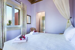 Villa | Hypo-allergenic bedding, in-room safe, free cribs/infant beds, free WiFi - Stella Di Helis Villa (Kefalonia)