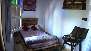 Kamar Double Tradisional, 1 Tempat Tidur Queen, Bebas Asap Rokok, pemandangan gunung | Tempat tidur bayi gratis dan seprai linen