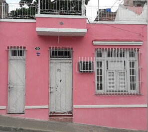 Façade de l’hébergement