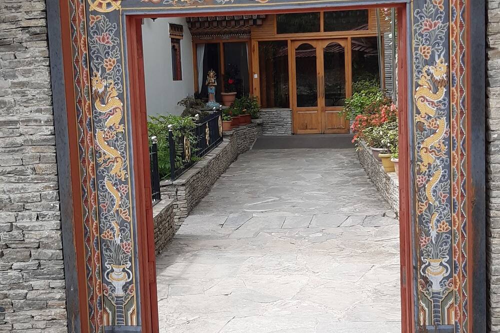 Kisa Villa