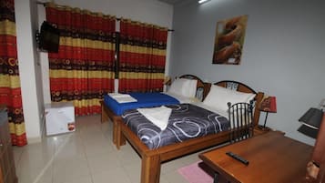 Senior Apartment, 2 Queen Beds, Non Smoking