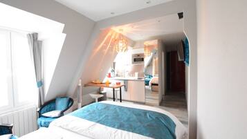 Studio | 1 bedroom, premium bedding, iron/ironing board, free WiFi