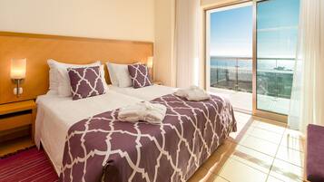 1 bedroom, in-room safe, laptop workspace, blackout curtains