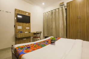 豪華客房, 1 張標準雙人床, 非吸煙房 | 書桌、免費 Wi-Fi