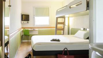 Soundproofing, WiFi (free), bed sheets