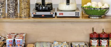 Daily buffet breakfast (EUR 11.50 per person)