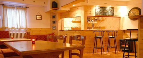 Chalet Chardons Snow Lodge - Hostel