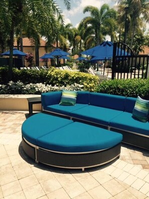 Property grounds - The Art of Modern Living - Oversized Condo Apartment 3 BestStayz.1 (Naples)