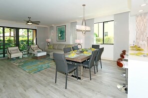 Apartment | Living area | TV