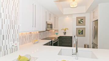 Apartment | Bathroom | Towels