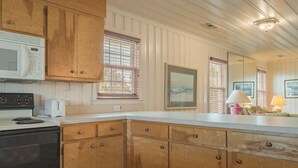 Unclassified image, 3 of 36, button - BEACHY -Ideal for 10-12 but will sleep 18 Holiday home 4 BestStayz.1 (North Myrtle Beach)