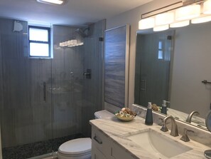 Bathroom - Luxury Modern CORNER PENTHOUSE Apartment 3 BestStayz.1 (Indian Shores)