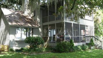House | Front of property
