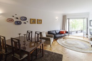 Flat-screen TV - CdC Apartments By Casa do Conto (Porto)
