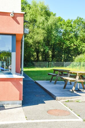 Área de parrillas y picnic