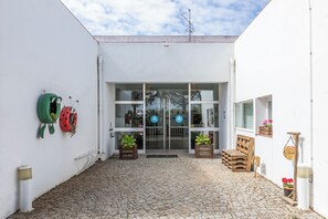 Entrée de l’hébergement
