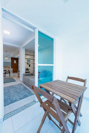 Deluxe Double Room, 1 Double Bed, Non Smoking | Balcony