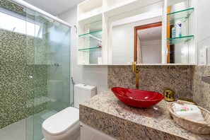 Ducha, cabezal de ducha tipo lluvia, artículos de tocador gratuitos